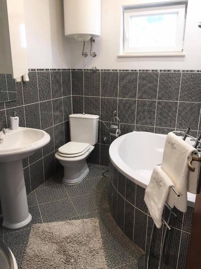 Apartman Duje , Tribunj Apartment Tribalj Екстериор снимка